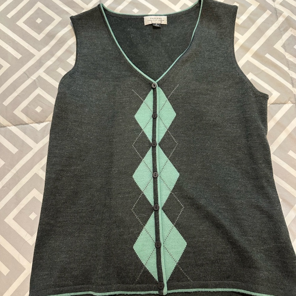 Tahari Sweaters | Tahari Grey Argyle Wool Blend Sweater Vest Size 4